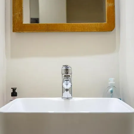 Filopappou Decent Apartment Athen Zimmer foto